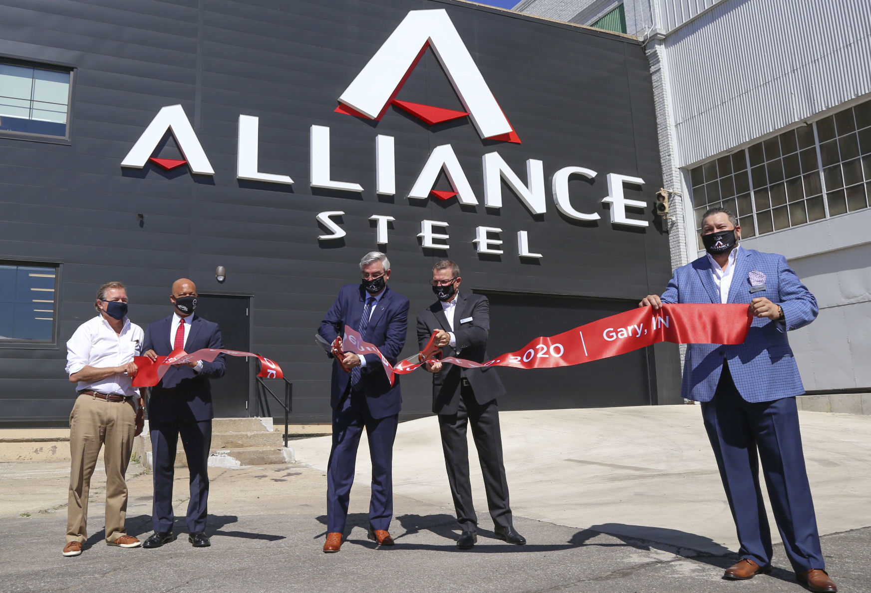 Alliance steel/Gov. Eric Holcomb